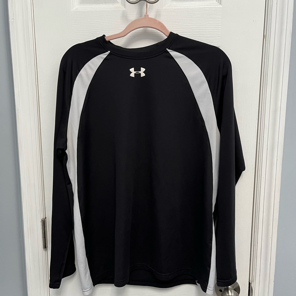Under Armour men’s long sleeve heat gear loose fit black white Large  Flaw